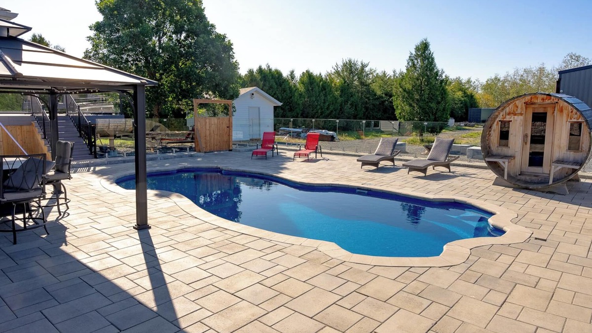 Garson House | 4 Bedroom House With Pool and Sauna