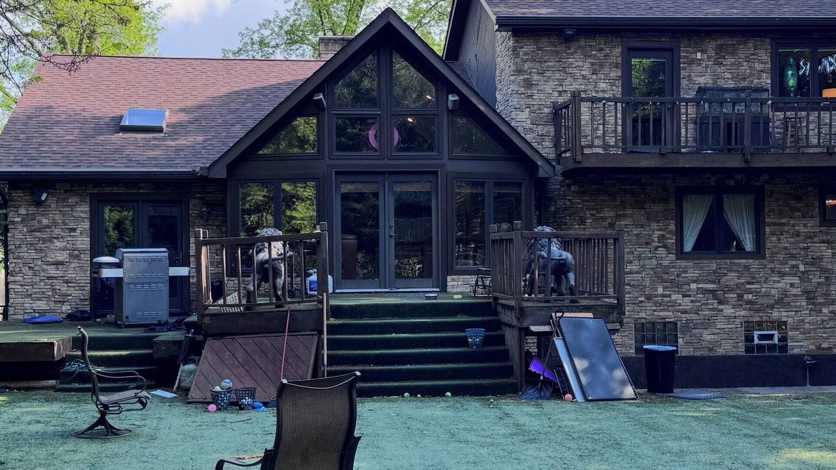 Dark Hollow Woods House | 4-bedroom house in fabulous Oakmont, 2 blocks away from Oakmont County Club.