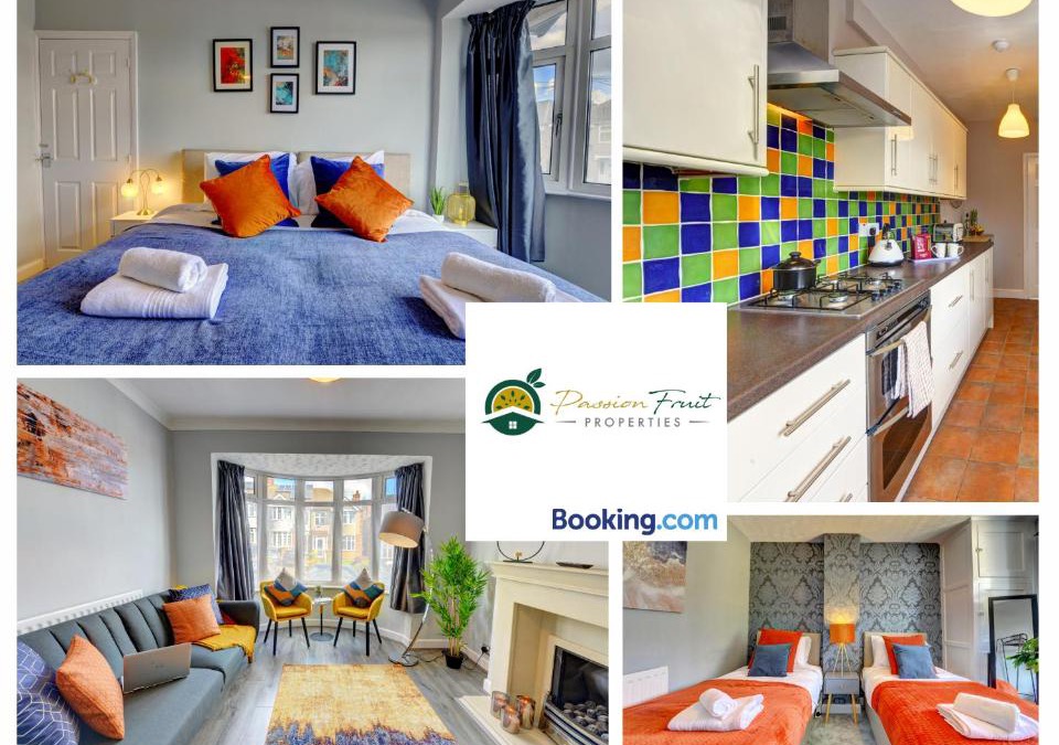 Coventry Apartment | 4 Bedroom House - Sleeps 7, Near Coventry Airport, City Centre, Free Wi-Fi with Driveway Parking & Garden, Full Kitchen - AHC