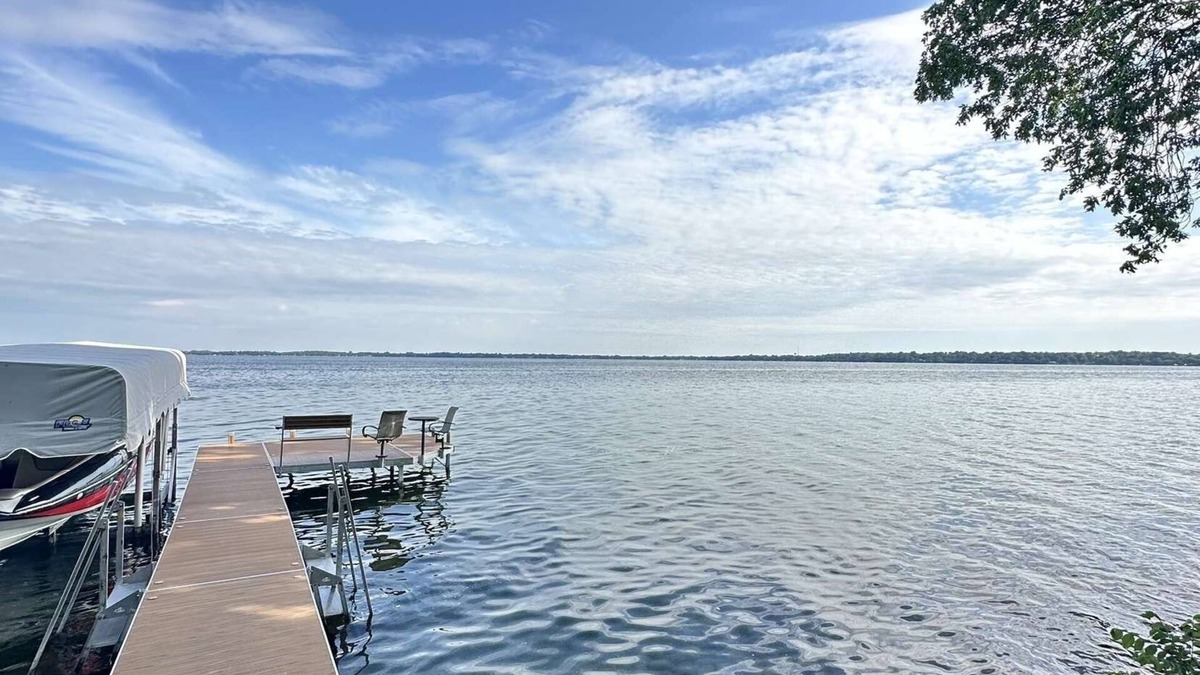 Spicer House | 4-bedroom lake home on beautiful Green Lake, Spicer, MN!