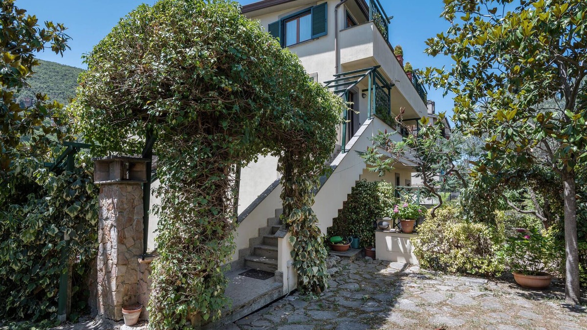 Nerola Apartment | 4 bedroom lovely apartment in Nerola