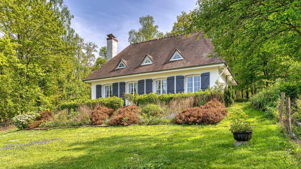 Catenay House | 4 bedroom lovely home in Catenay