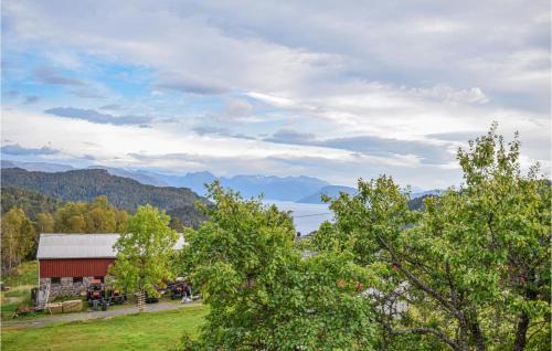 Hardangerfjord House | 4 Bedroom Lovely Home In Strandebarm
