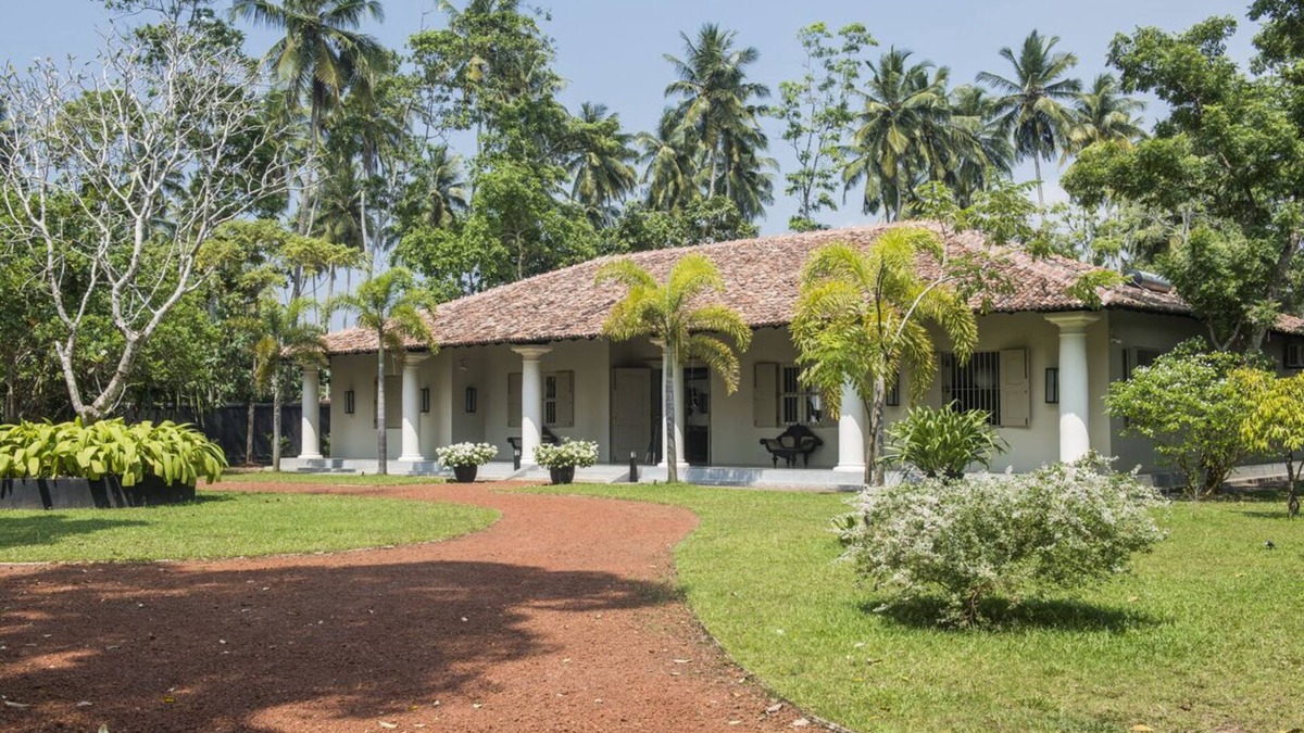 Unawatuna Villa | 4 Bedroom Luxury Colonial Style Villa, Unawatuna