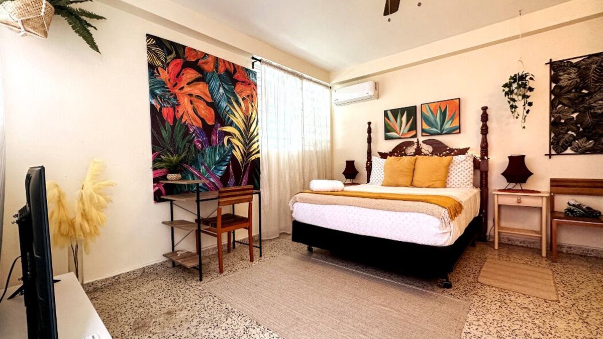 Miramar Apartment | 4 bedroom Miramar - 2 apt combo