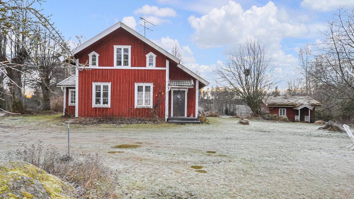 Tived House | 4 bedroom nice home in Tived