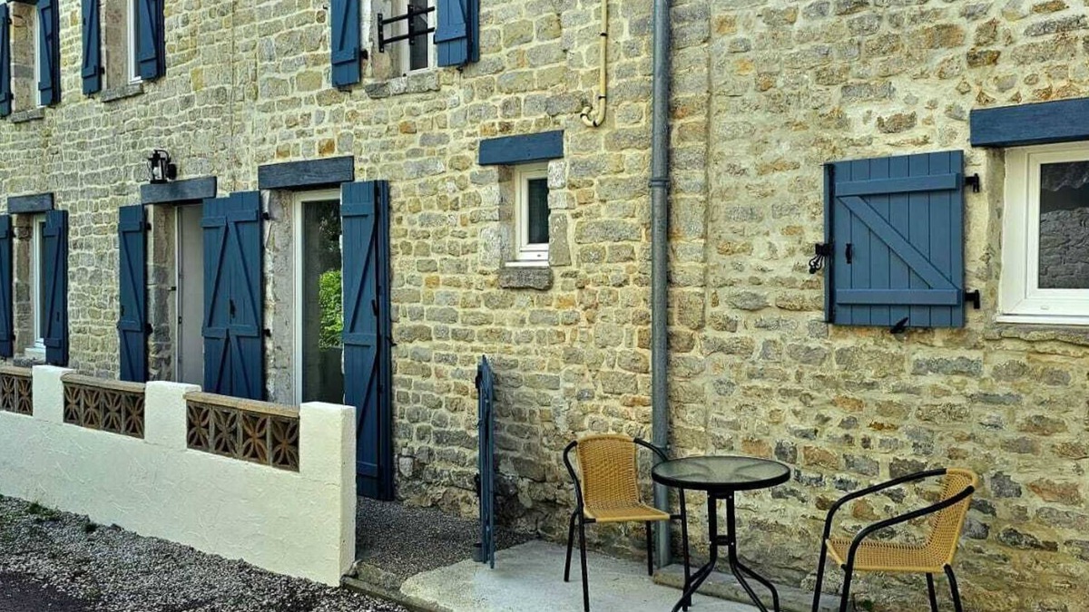 Saint-Come-du-Mont House | 4 Bedroom Private vacation home in Carentan-les-Marais