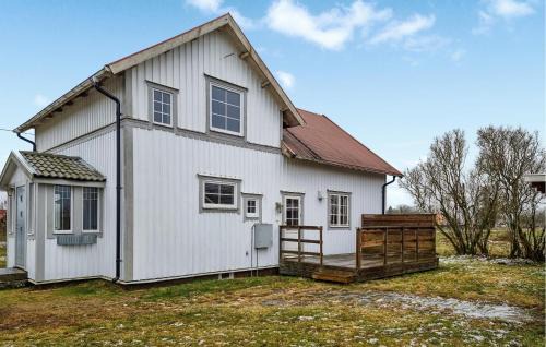 Rydaholm House | 4 Bedroom Pet Friendly Home In Upplid