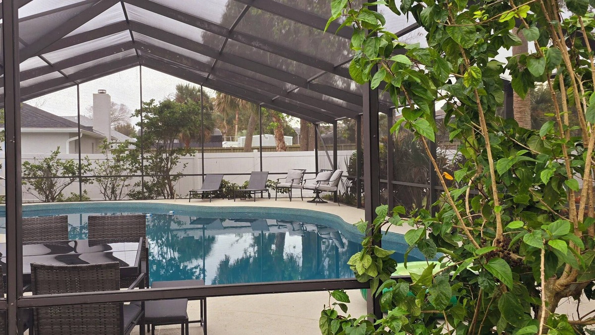Deep Forest Village House | 4 bedroom pool house close to daytona beach