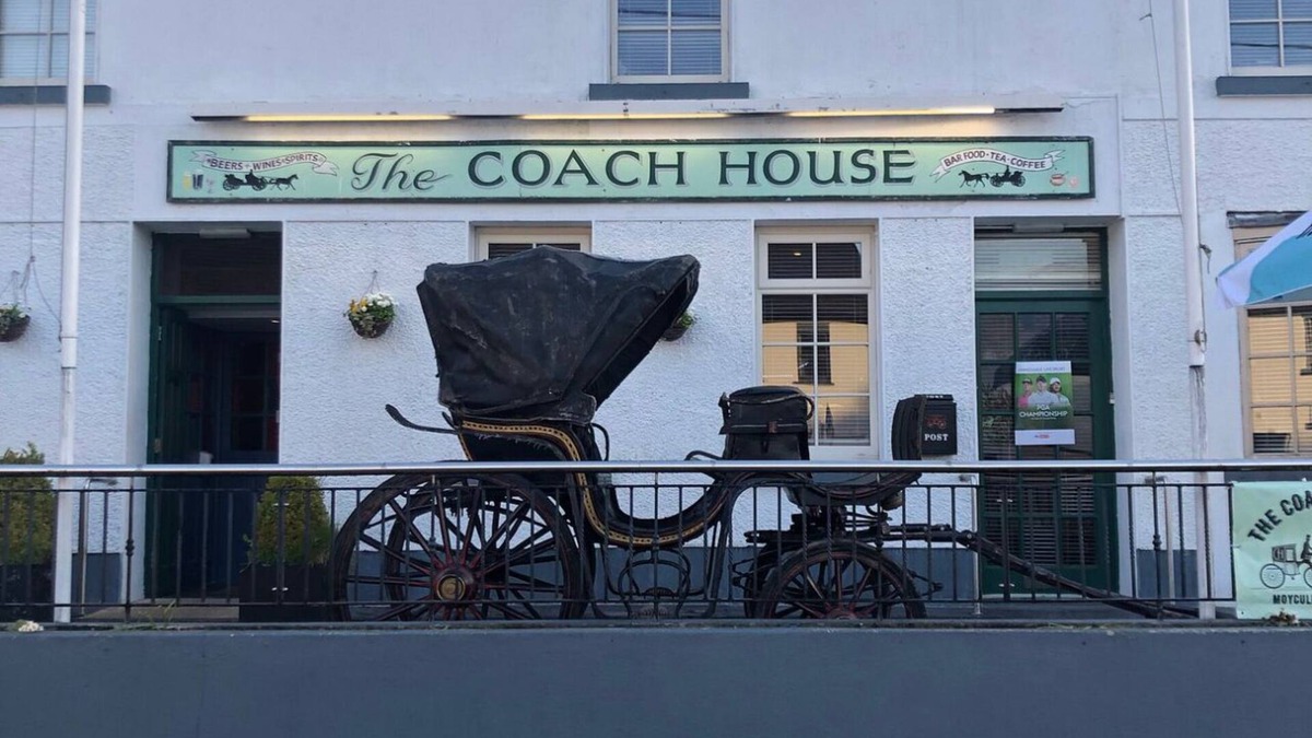 Moycullen Bed & Breakfast | 4-bedroom room in the centre of Moycullen