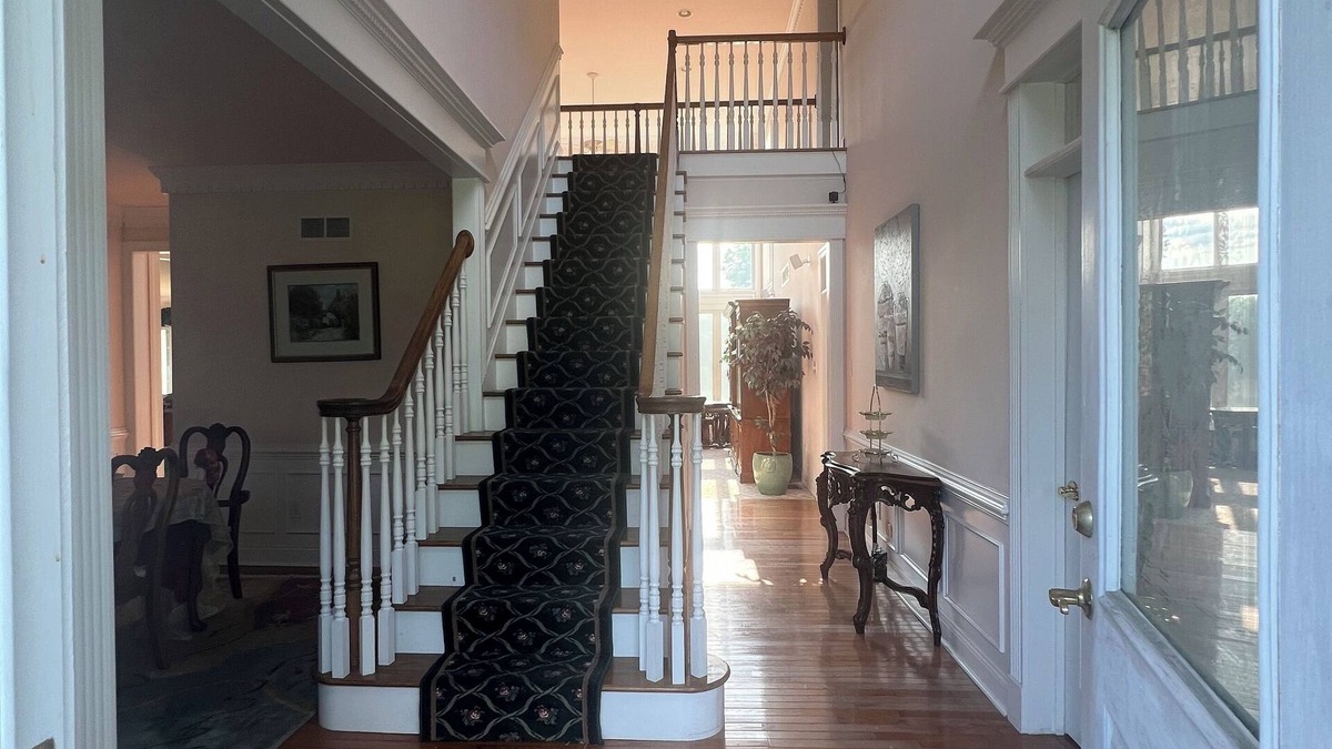 Norma House | 4-bedroom spacious house in beautiful Pittsgrove with AC, WiFi. Enjoy your stay