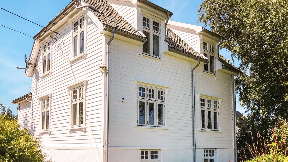 Agotnes House | 4 bedroom stunning home in Rong