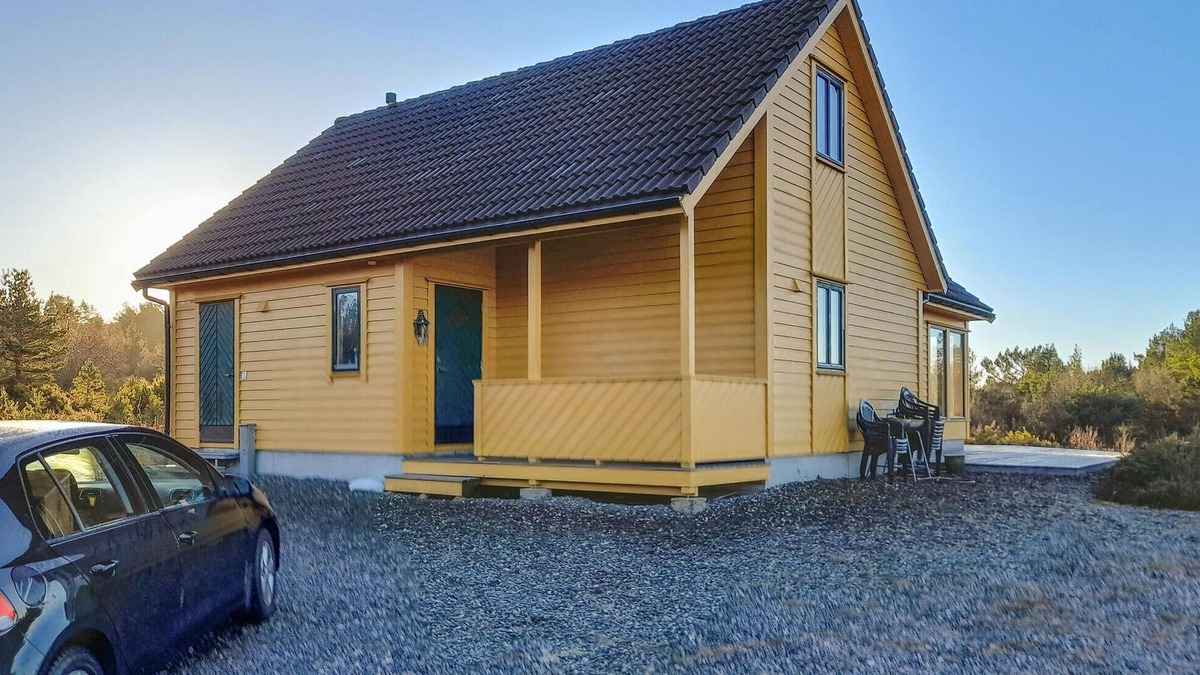 Sveio House | 4 bedroom stunning home in Auklandshamn