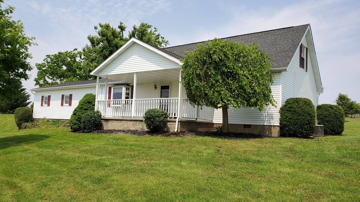 Laurelville Other | 4 bedroom Tenant House at Muddy Boots Petting Farm.