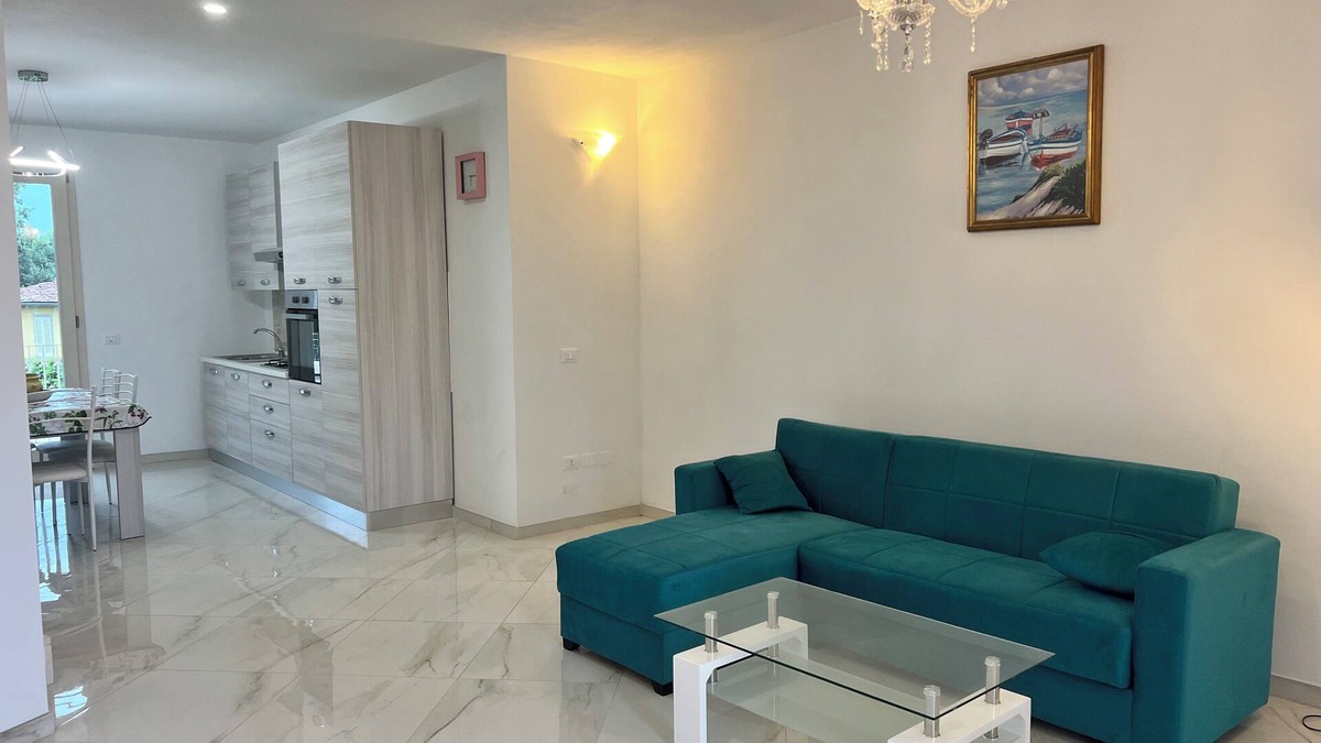 Altopascio Villa | 4 Bedroom Villa in Altopascio