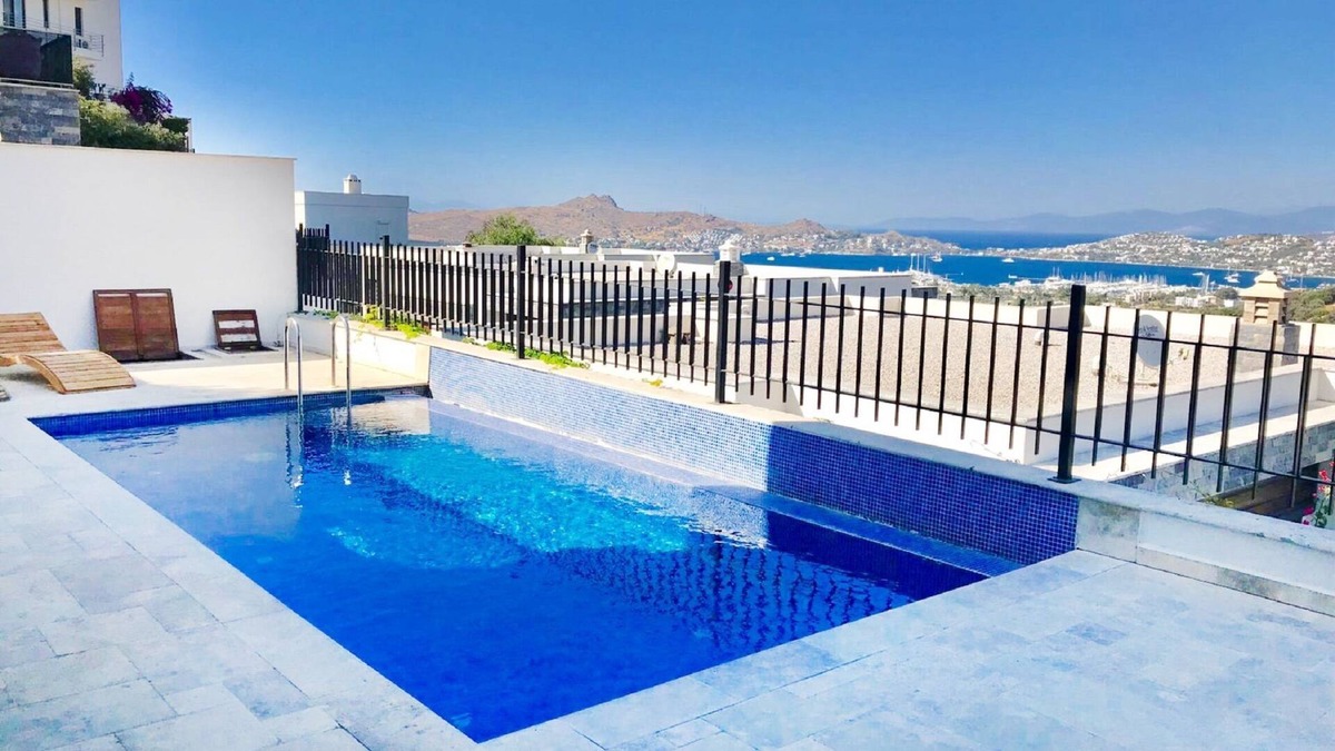 Yalikavak Villa | 4 Bedroom Villa with Great View Close to Yalikavak Marina