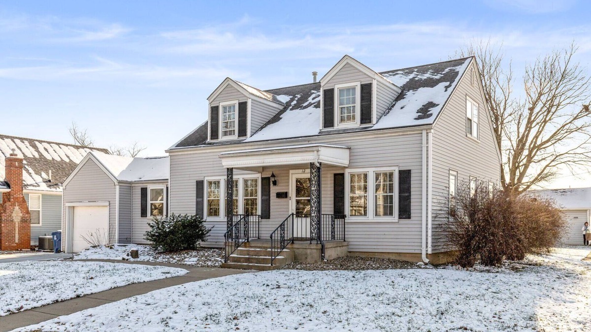 Wentzville House | 4 Bedroom Wentzville Adventure 3 King Bedroomsnn