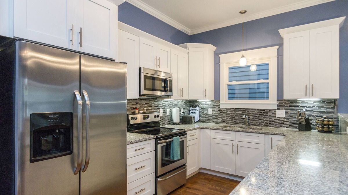 Cleveland Park House | 4 Bedrooms +2 Bonus Rooms. 3mi To Downtown, 4th NIGHT FREE