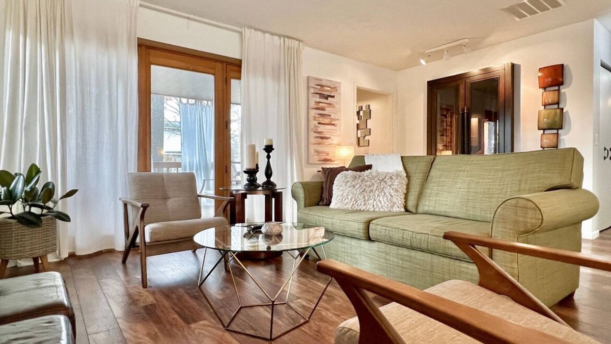 Traverse City House | 4 Bedrooms, 4.5 bathrooms. Enjoy this clean, comfortable home away from home.
