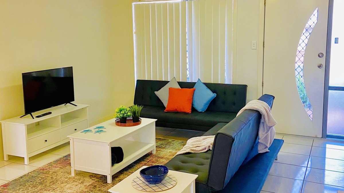 Gracemere House | 4 Bedrooms Aircond Double Garage