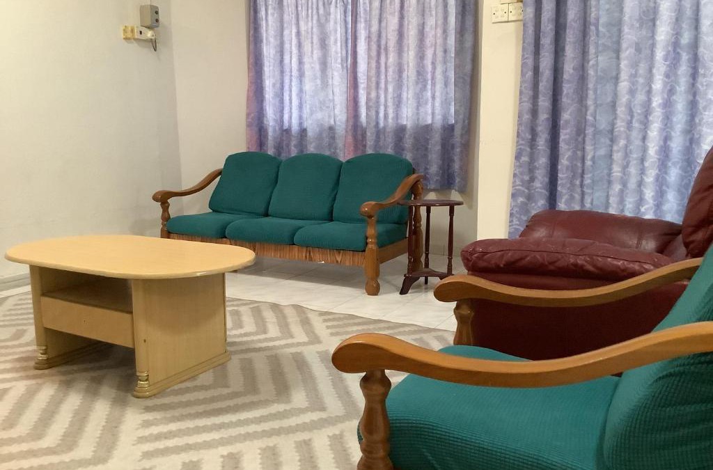 Kampung Kuchai Apartment | 4 Bedrooms Ipoh Landed House, Ipoh Town