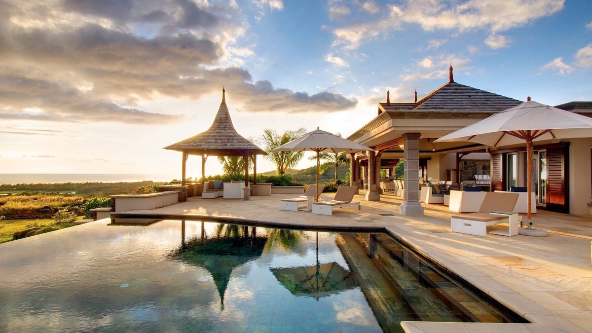 Bel Ombre Villa | 4 Bedrooms Pool Residence | Heritage The Villas