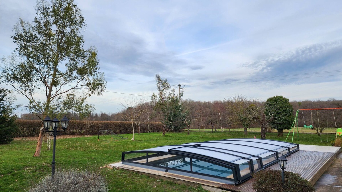 Rilly-sur-Loire House | 4 bedrooms sleeps 12 in large property with large wooded grounds in a quiet location