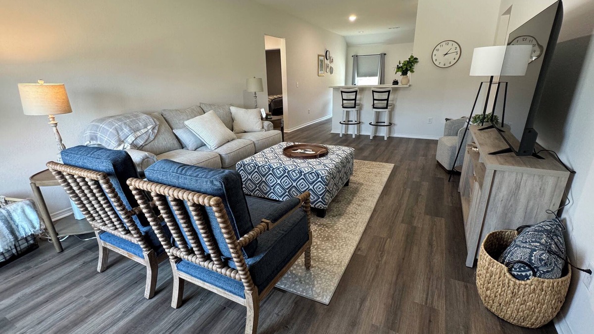Searcy House | 4 Beds and a Bison Just Minutes from Harding University in welcoming Searcy.