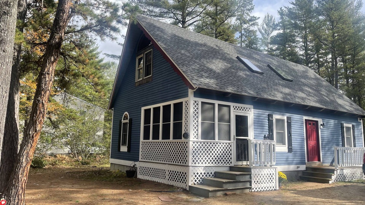 Chocorua Ski and Beach House | 4 BR - 1 BA - Sleeps 9