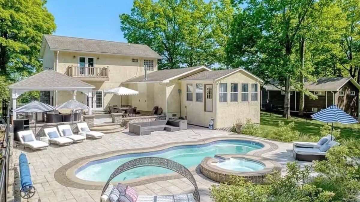 Kingston House | 4-BR 3-BA house with Heated Pool, Hot tub, Fire Pit, and Grill in Hudson Valley