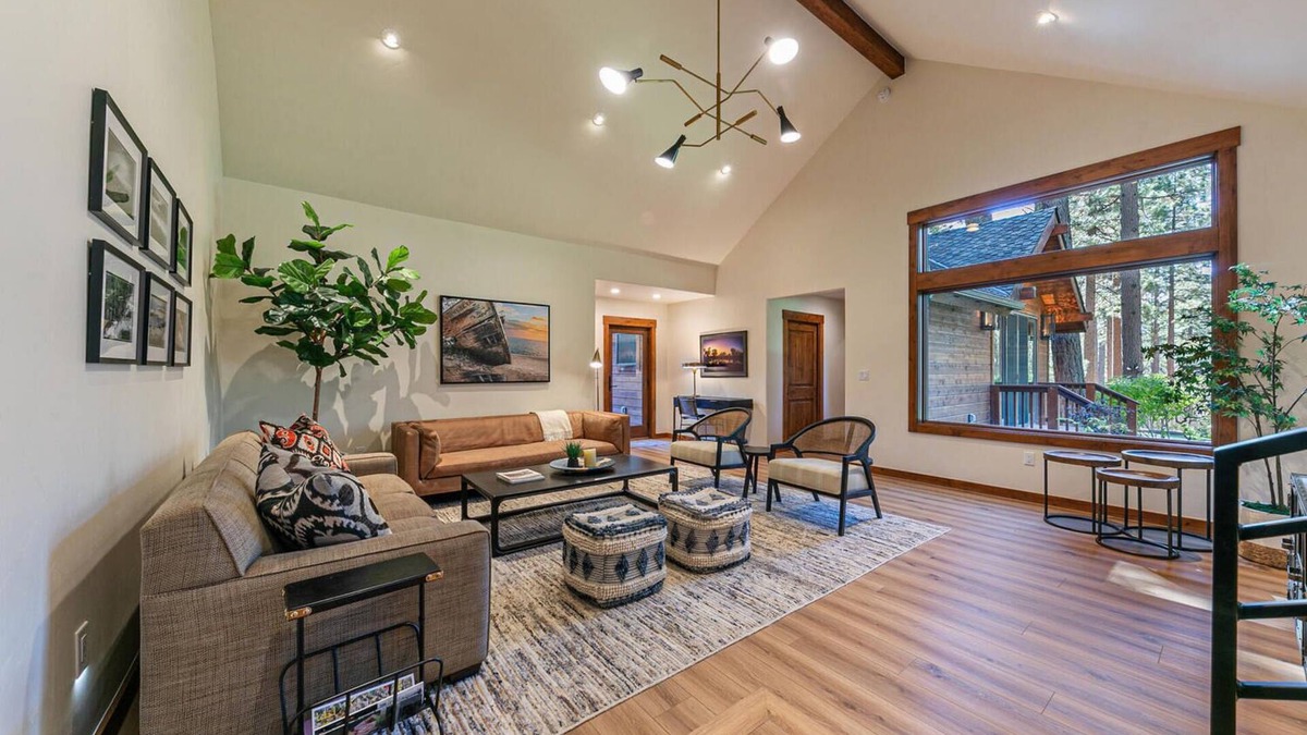 Incline Village House | 4 Br 4 Bath Single Level Home w A/C, Gorgeous Yard w Bocce Court. Location!
