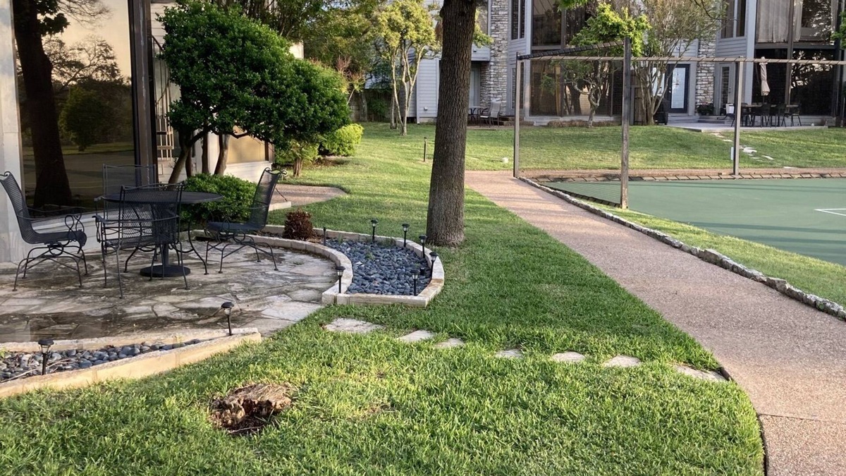 Lakeway Condo | 4 br 4ba Lake Travis, Austin, Lakeway and the Hills area condo available.