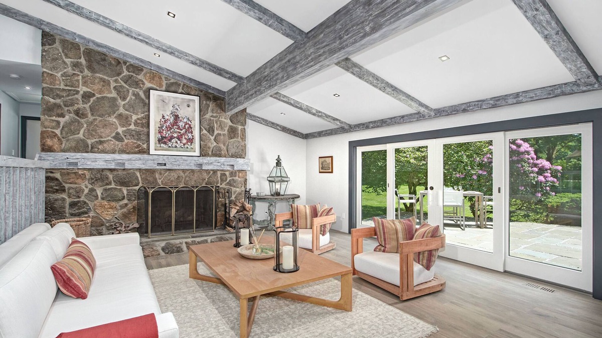 Southport House | 4 BR Charming CT Country Retreat