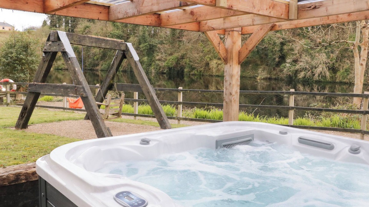Enniskillen Cottage | 4 Carlton Cottages
