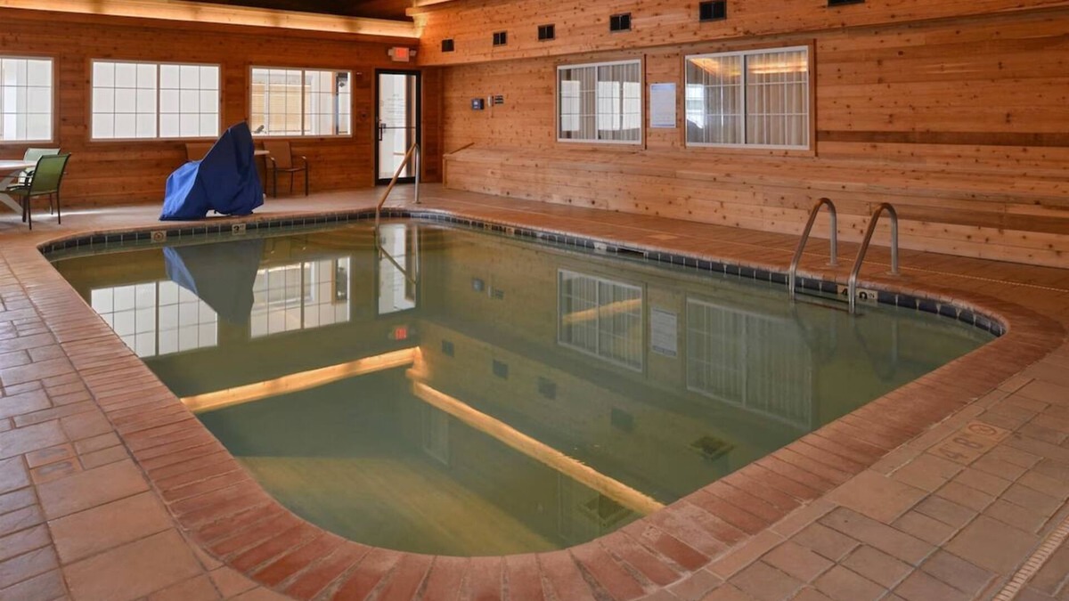 Atlantic Hotel | 4 Comfortable Rooms w/Kitchenette and BBQ Grill, Perfect for Business Travelers