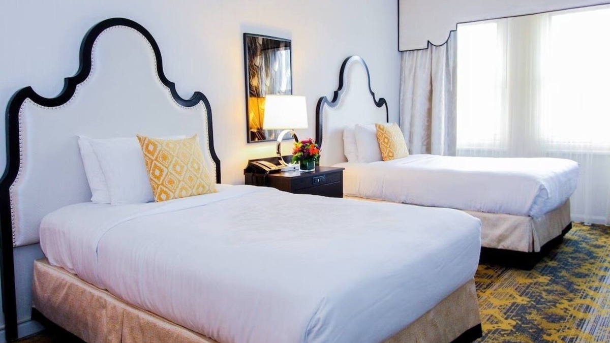 Kalorama Heights Hotel | 4 Contemporary Charm Rooms, Free Wi-Fi, Near Vibrant D.C. Cultural Scene