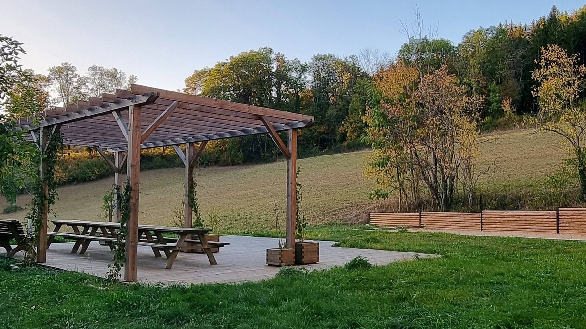 Les Plains-et-Grands-Essarts Other | 4 Bedroom Agritourism property in Les Plains-et-Grands-Essarts