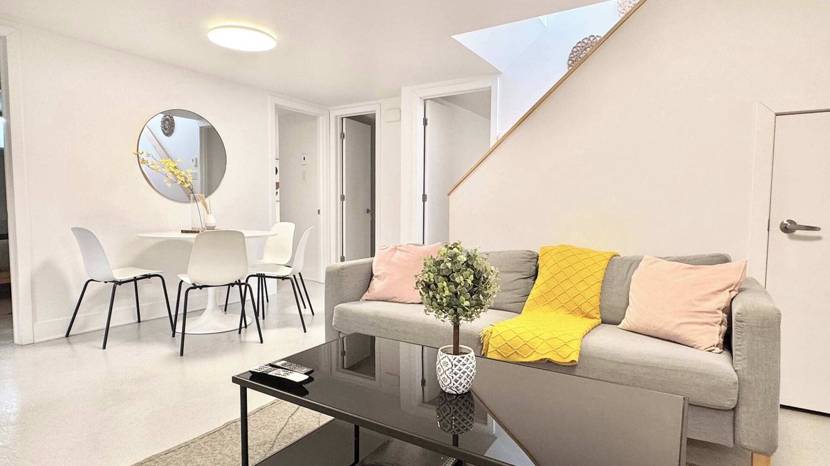 Saint-Sacrement Apartment | 4 Grandes Chambres Centre-Ville