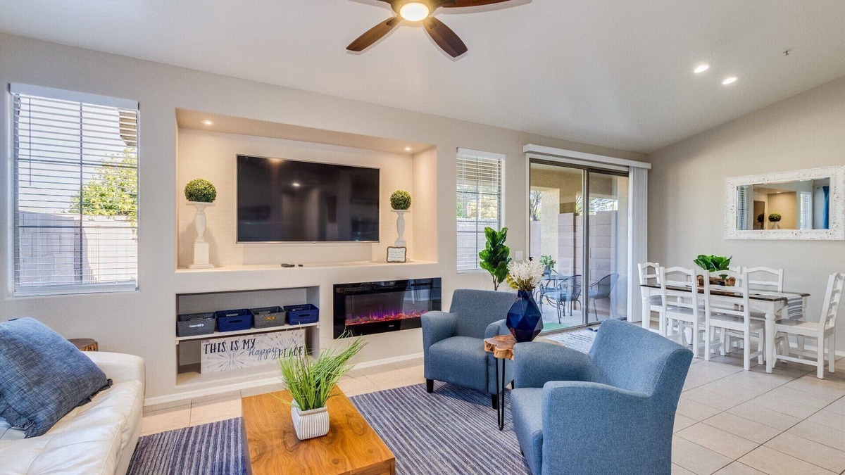Sunrise Village House | 4 homes next to each other in Golf Course Gated Community for Large Groups!