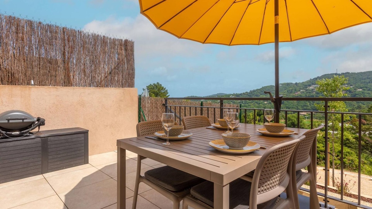 La Garde-Freinet House | 4* House | 70m² | Swimming Pool | Parking | Wi-Fi | Air Conditioning
