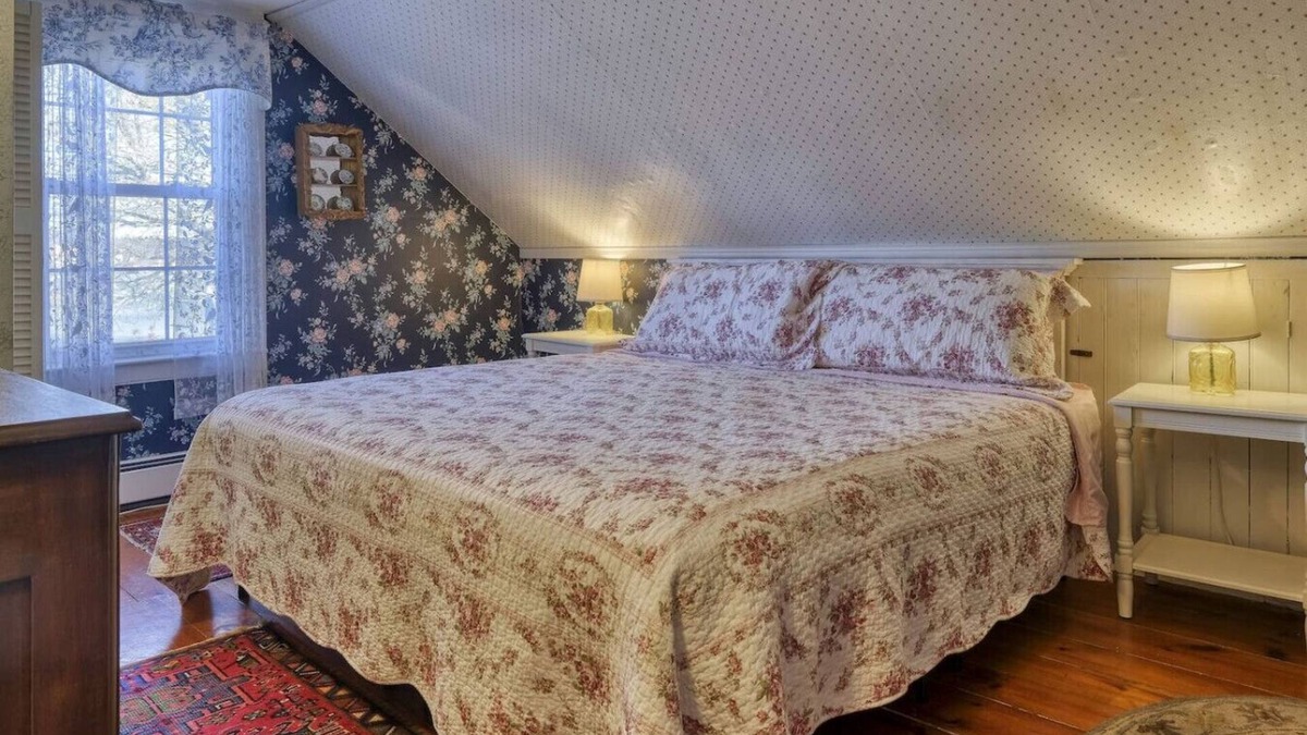 Trenton Hotel | 4 Lovely Suite near Acadia Open Hearth Inn