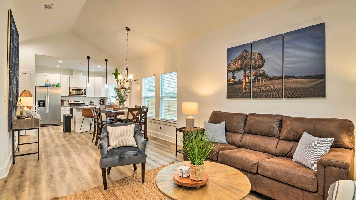 Rockport House | 4 Mi to Boat Ramp: Charming Rockport Home