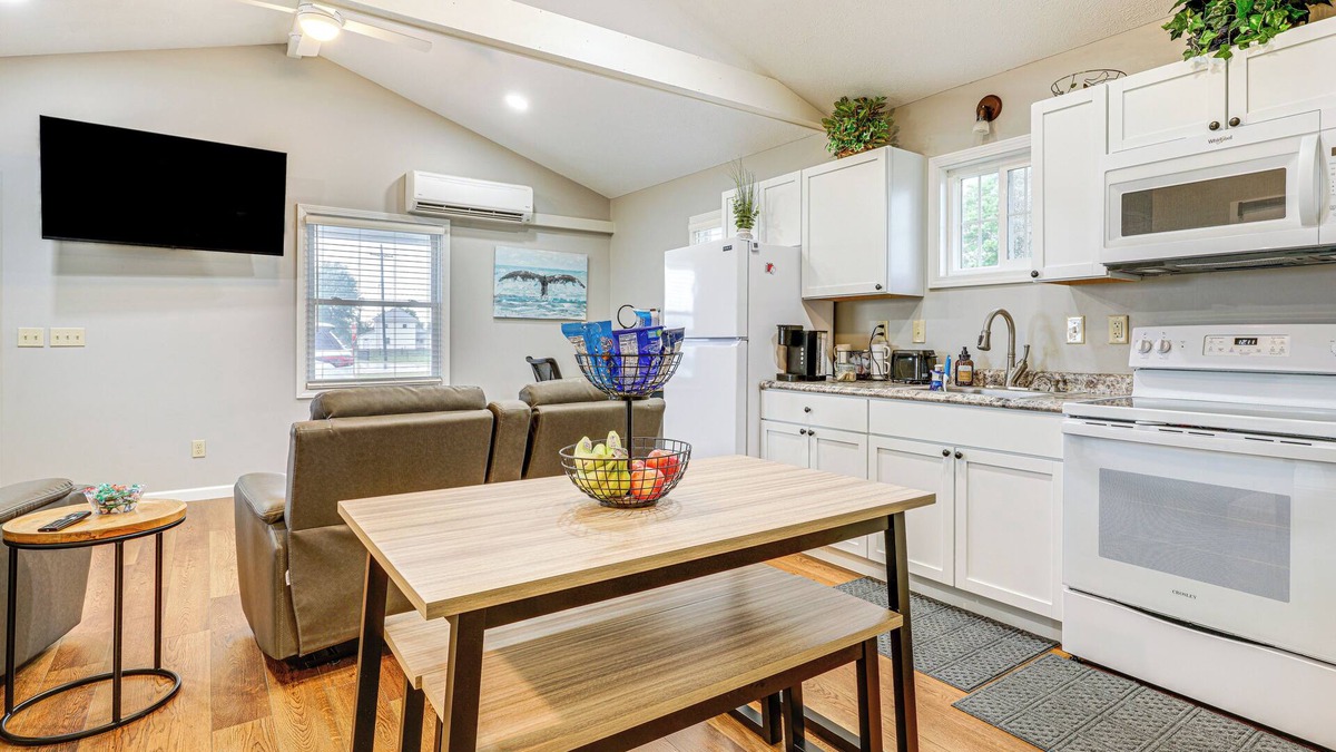 Laketon House | 4 Mi to Honeywell Center - Cozy Wabash Home