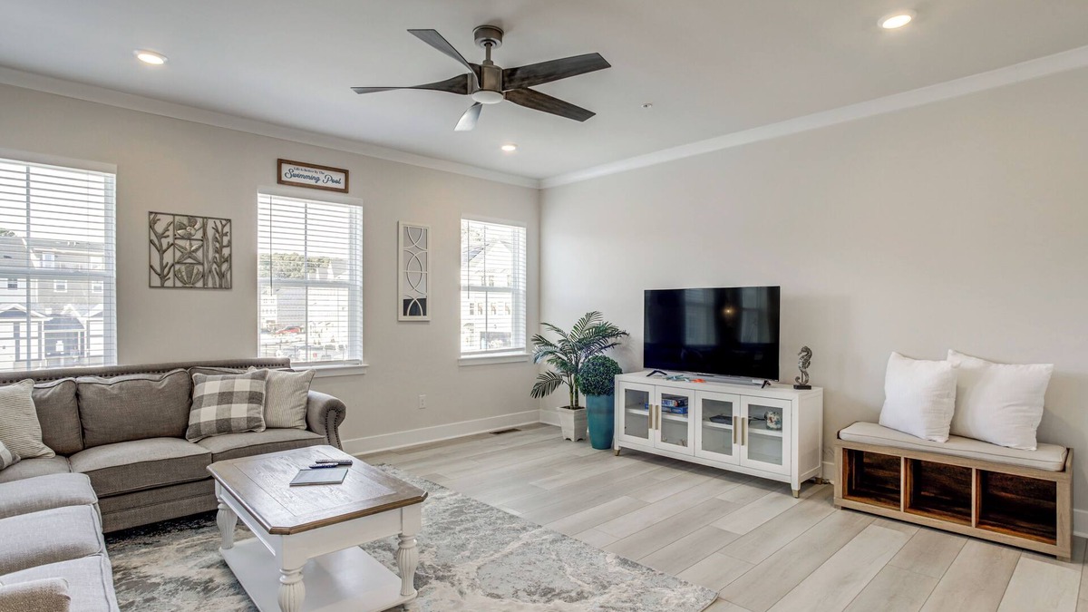 Ocean City House | 4 Mi to Ocean City Beach: Large Family Townhome