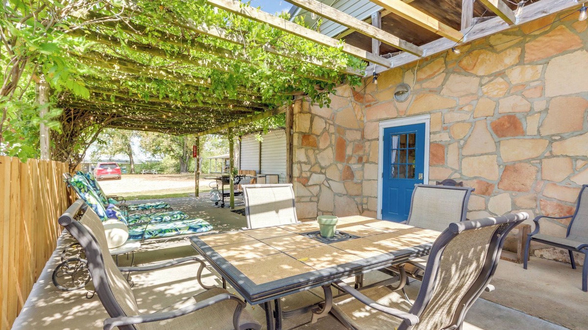 Hermitage House | 4 Mi to Pomme De Terre Lake: Large Home w/Patio!
