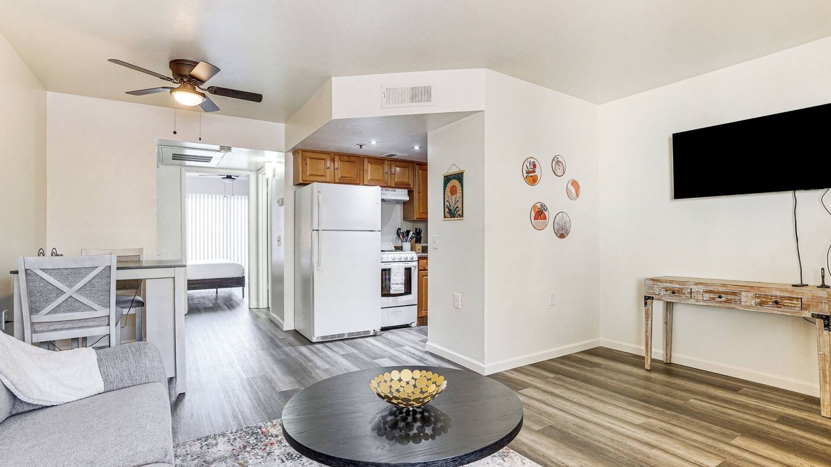 Sun City West Condo | 4 Mi to Surprise Stadium: Condo w/Pool!