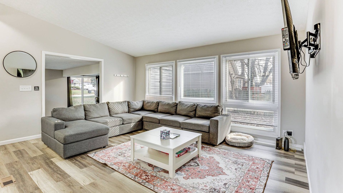 West Akron House | 4 Mi to Zoo & Dtwn Akron: Home w/Game Room!