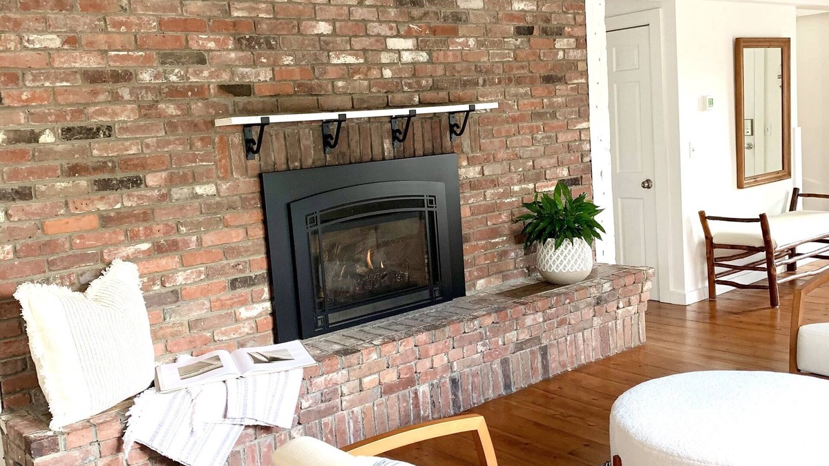 Orleans House | 4 miles to Orleans beaches & close to town!