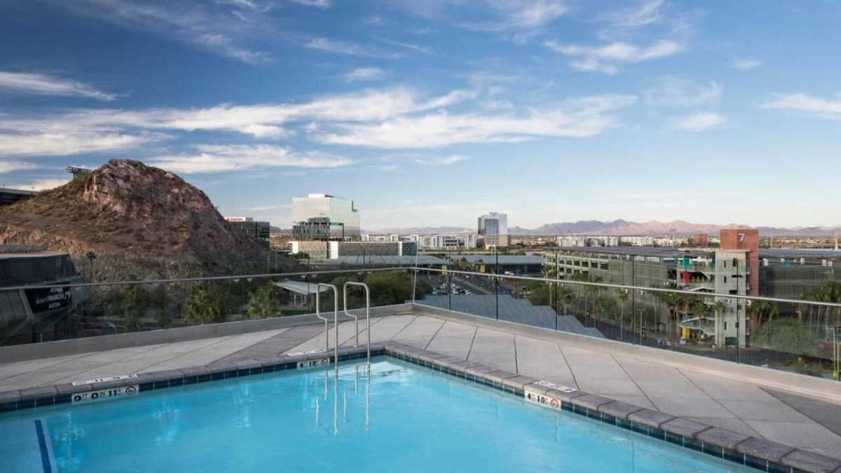 Tempe Hotel | 4 Modern Rooms – Near Desert Garden, Local Trails, & City Nightlife
