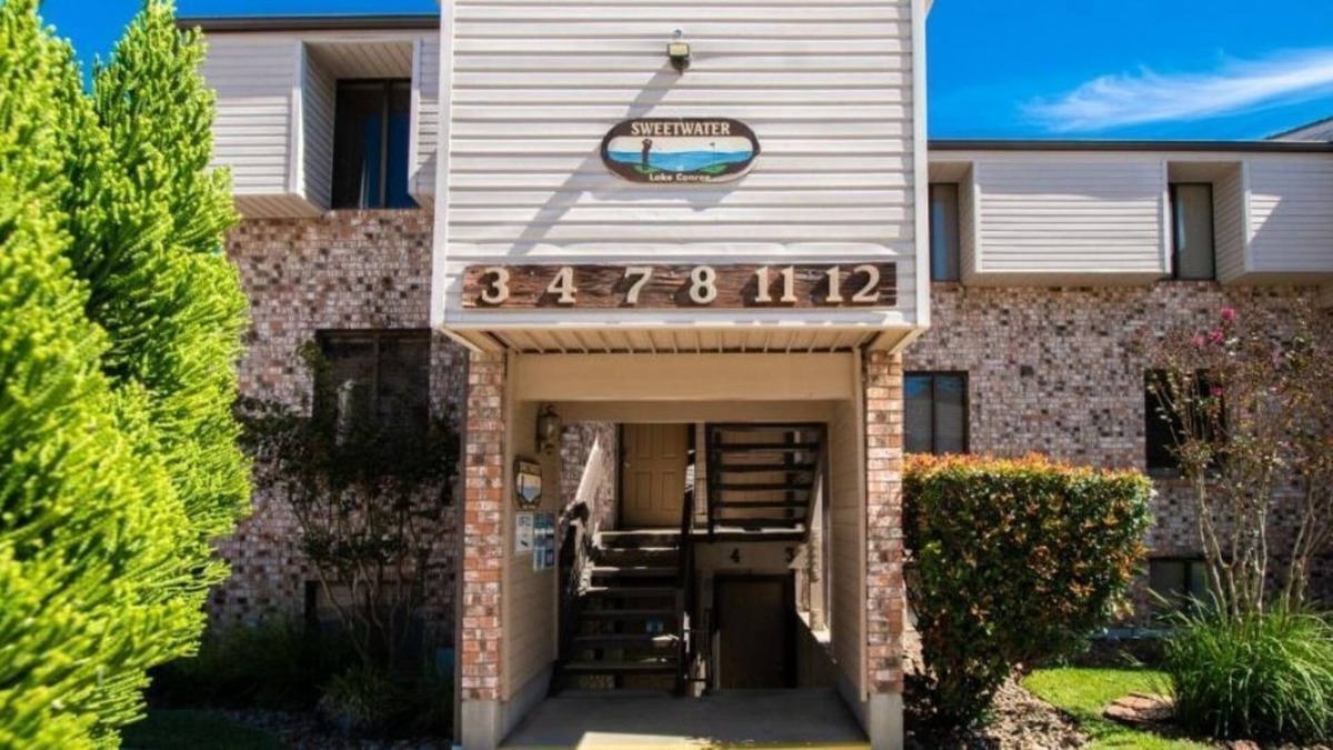 April Sound Resort | 4 Night Minimum (See Availability Below Prior to Purchase)